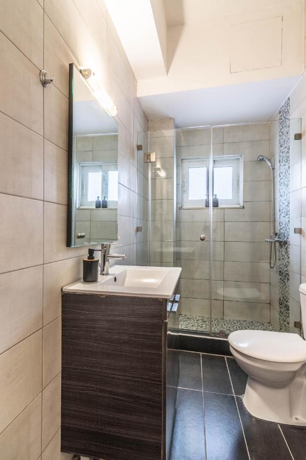 Aris Neos Kosmos Apartment Athens
